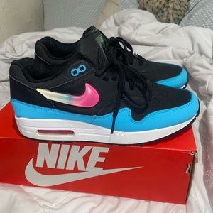 Air Max 1 'Jewel Swoosh - Black Blue Furry'